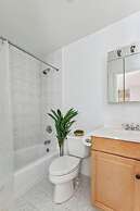 Luxury 3BR Home Game Room Free Parking