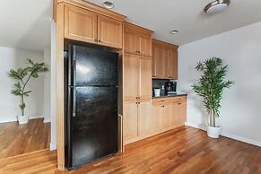Luxury 3BR Home Game Room Free Parking