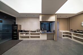 Hangzhou DD Megaplex Hotel