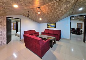 The Cozy Corner Hilltop 360 View Retreat