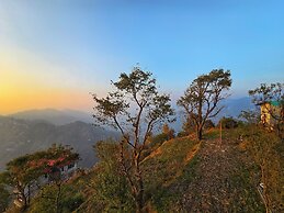 The Cozy Corner Hilltop 360 View Retreat