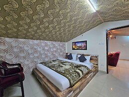 The Cozy Corner Hilltop 360 View Retreat