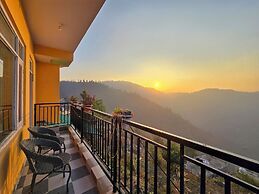 The Cozy Corner Hilltop 360 View Retreat