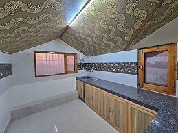 The Cozy Corner Hilltop 360 View Retreat
