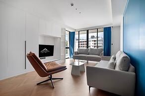 Premier Kora 3-bedroom Apartment E333 Beachfront