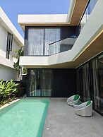 Aileen Layan Villa 3 Private Pool 4 Bedroom