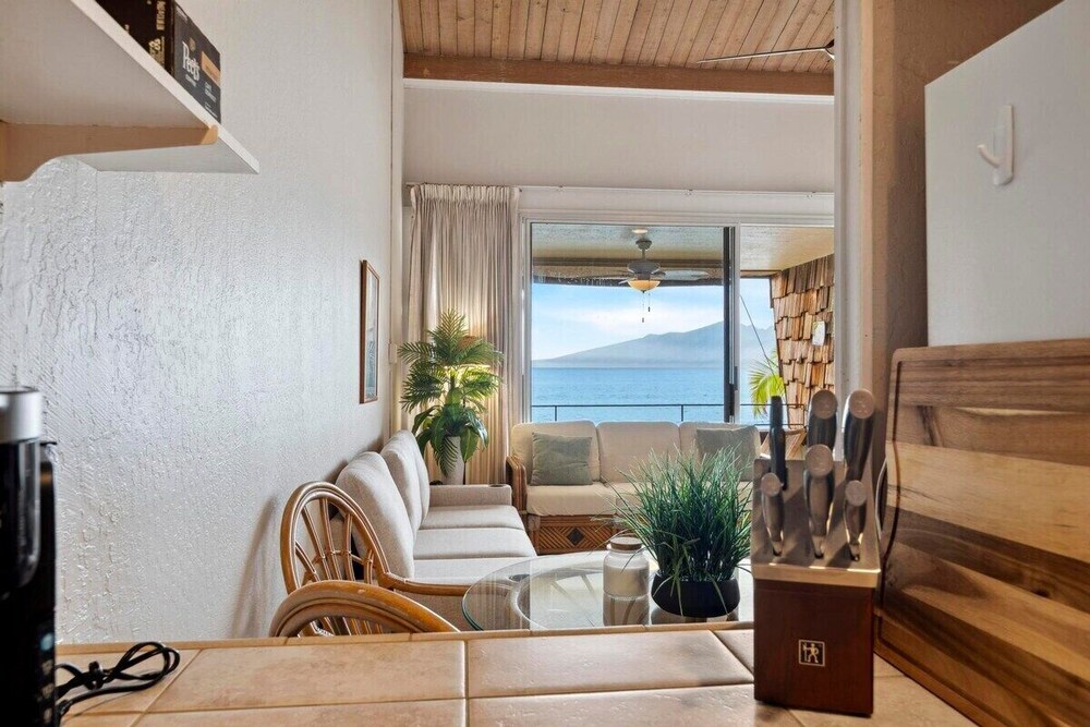 Oceanfront Maui Condo
