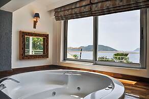 Seaview Otel