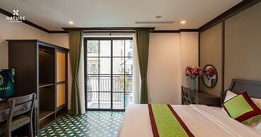 Nature Hotel - Ba Dinh