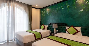Nature Hotel - Ba Dinh