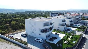 Apartments Twins with private pool