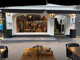 Bella Vita Hotel en Restaurant