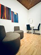 Elegant Five Bedroom Residence Alterlaa