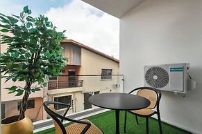 Deluxe Haven Apartment