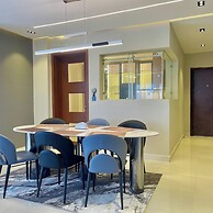 Deluxe Haven Apartment