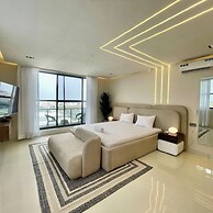 Deluxe Haven Apartment