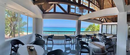 Casa Victoria Beach Resort and Restaurant