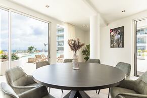 Mambo Beach Holiday Apartments