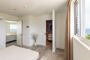 Mambo Beach Holiday Apartments