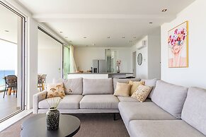 Mambo Beach Holiday Apartments