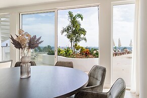 Mambo Beach Holiday Apartments