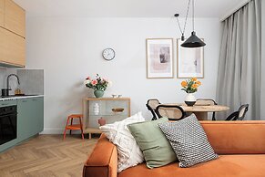 RentPlanet - przy Dworcu Centralnym