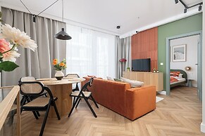 RentPlanet - przy Dworcu Centralnym