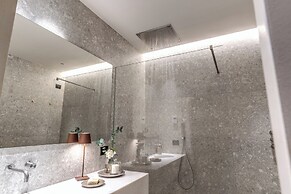 Modern Luxe