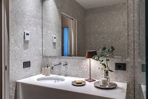 Modern Luxe