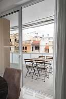 Modern Stylish 3 BR APT with Balcony