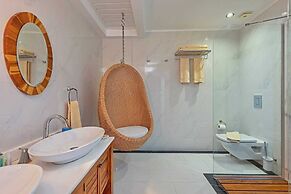 Meis Exclusive Hotel