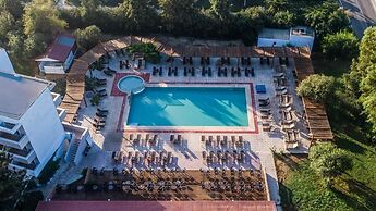 Aegean Bay Hotel