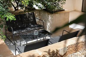 Large Home with Private Garden