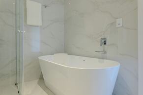 CLATT HOTEL