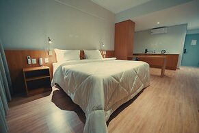 CLATT HOTEL