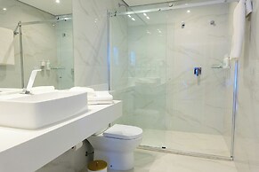 CLATT HOTEL