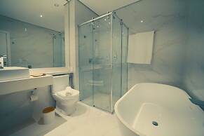 CLATT HOTEL