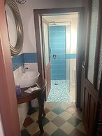 Luxar Suites & Apartments