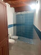 Luxar Suites & Apartments