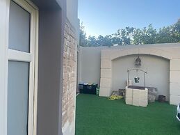 Luxar Suites & Apartments