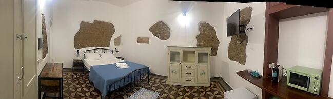 Luxar Suites & Apartments