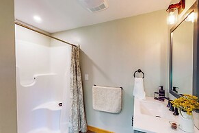 Coos Canyon Lodge: Ideal for Outdoor Lovers