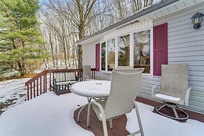 Roaring Spring Horse Farm Getaway w/ Game Room