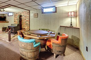 Roaring Spring Horse Farm Getaway w/ Game Room