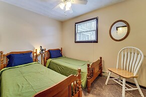 Roaring Spring Horse Farm Getaway w/ Game Room