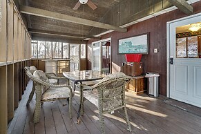 Roaring Spring Horse Farm Getaway w/ Game Room