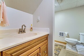 Roaring Spring Horse Farm Getaway w/ Game Room