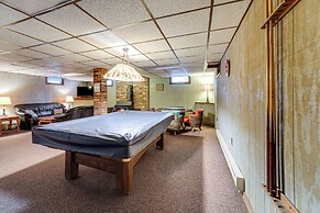 Roaring Spring Horse Farm Getaway w/ Game Room