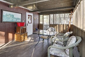 Roaring Spring Horse Farm Getaway w/ Game Room
