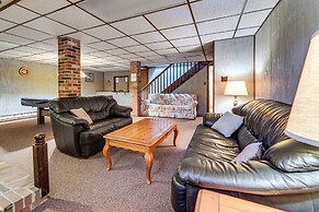 Roaring Spring Horse Farm Getaway w/ Game Room